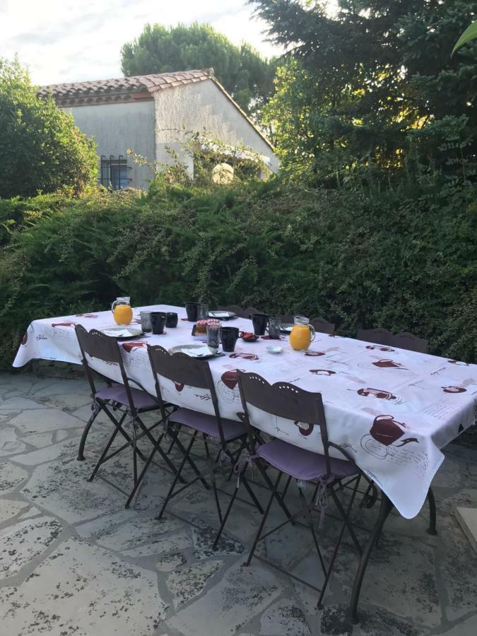 Le Jardin De La Cite Bed & Breakfast Carcassonne Exterior foto